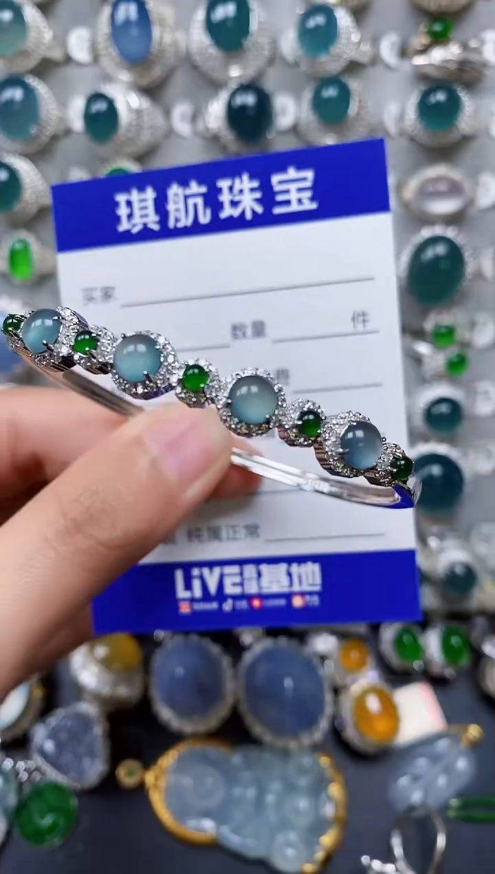 【闪购商品】翡翠手镯银S925镶嵌0640