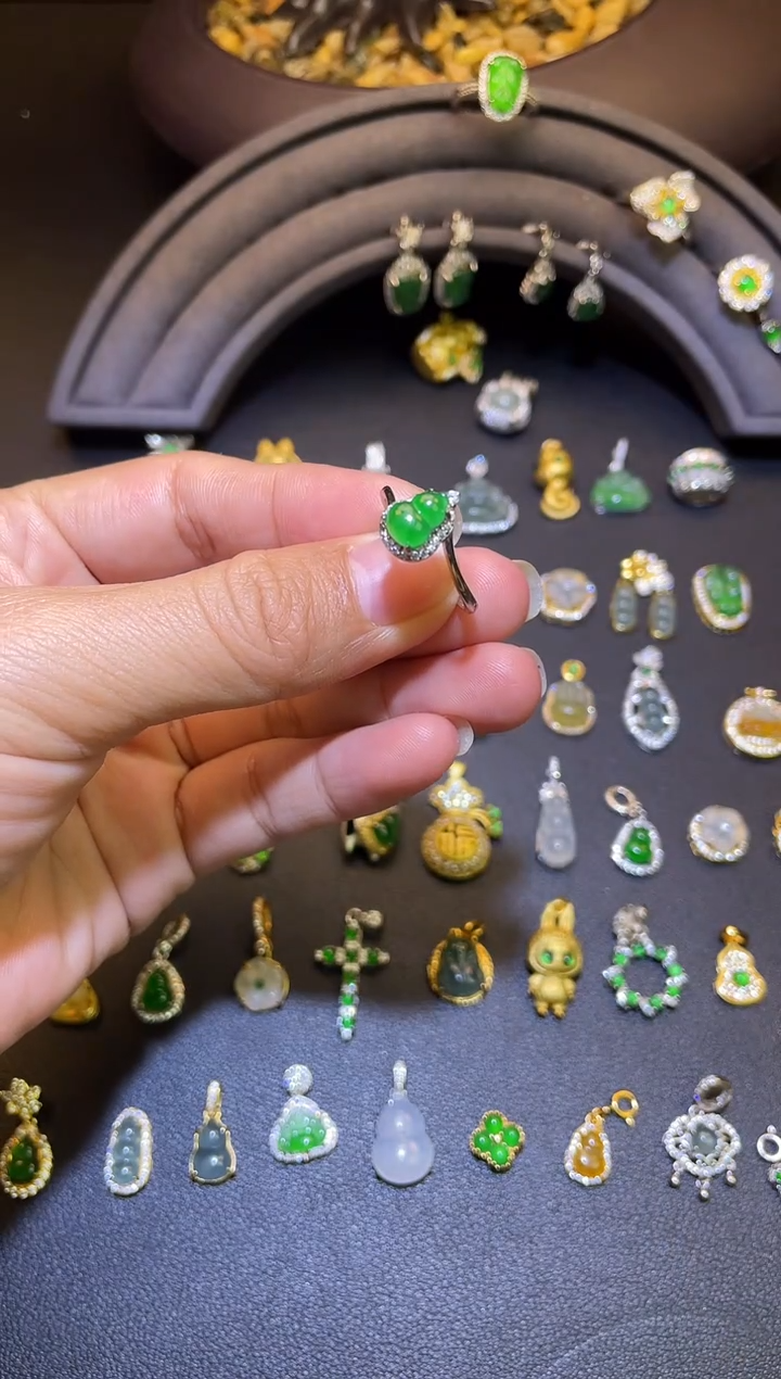 吊坠(不含链)银S925镶嵌翡翠1