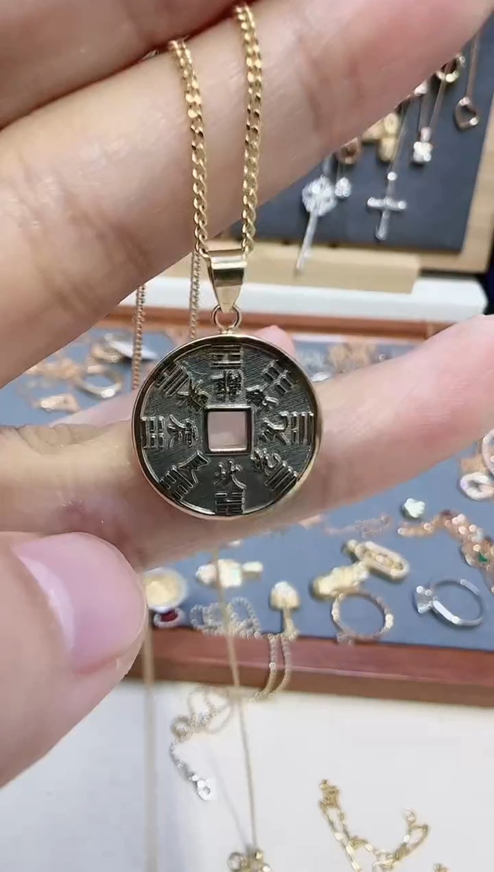 【闪购商品】18K金颈饰多样性发货发其一