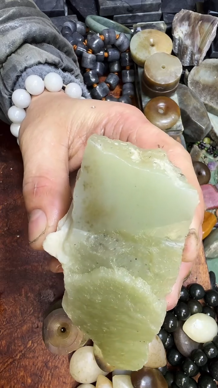 未镶嵌和田玉珠宝半成品1