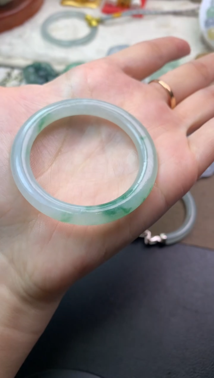 未镶嵌定制翡翠毛货