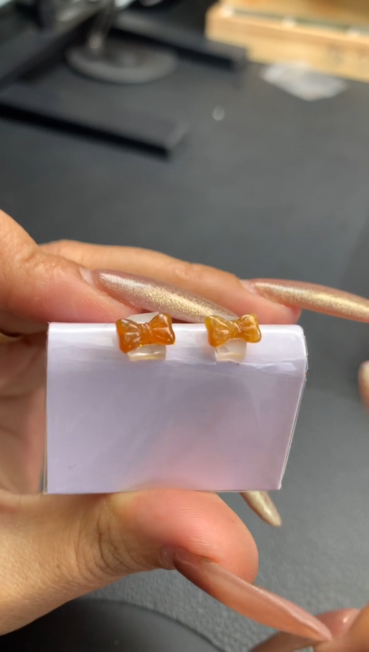 【闪购商品】定制翡翠未镶嵌翡翠