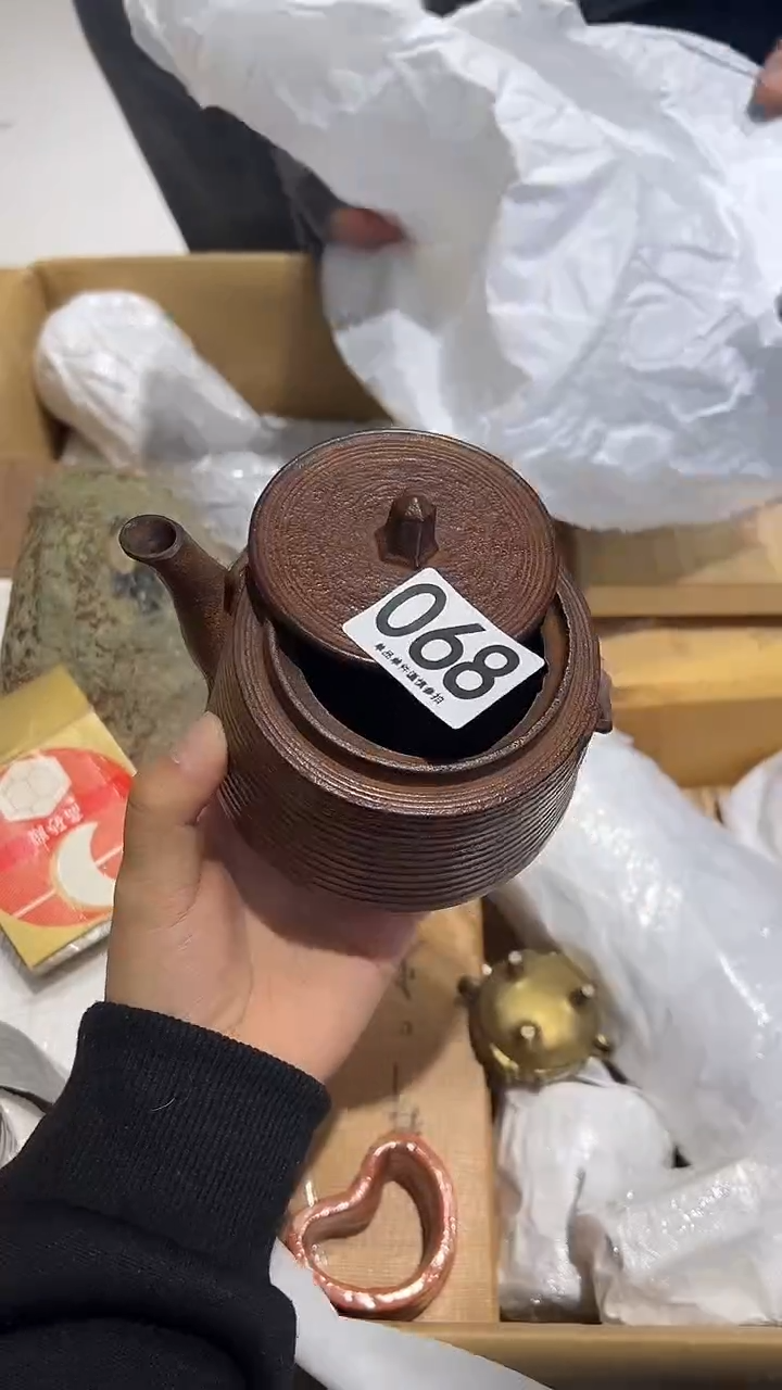 068..........茶摆件 南部 铁壶 特佬