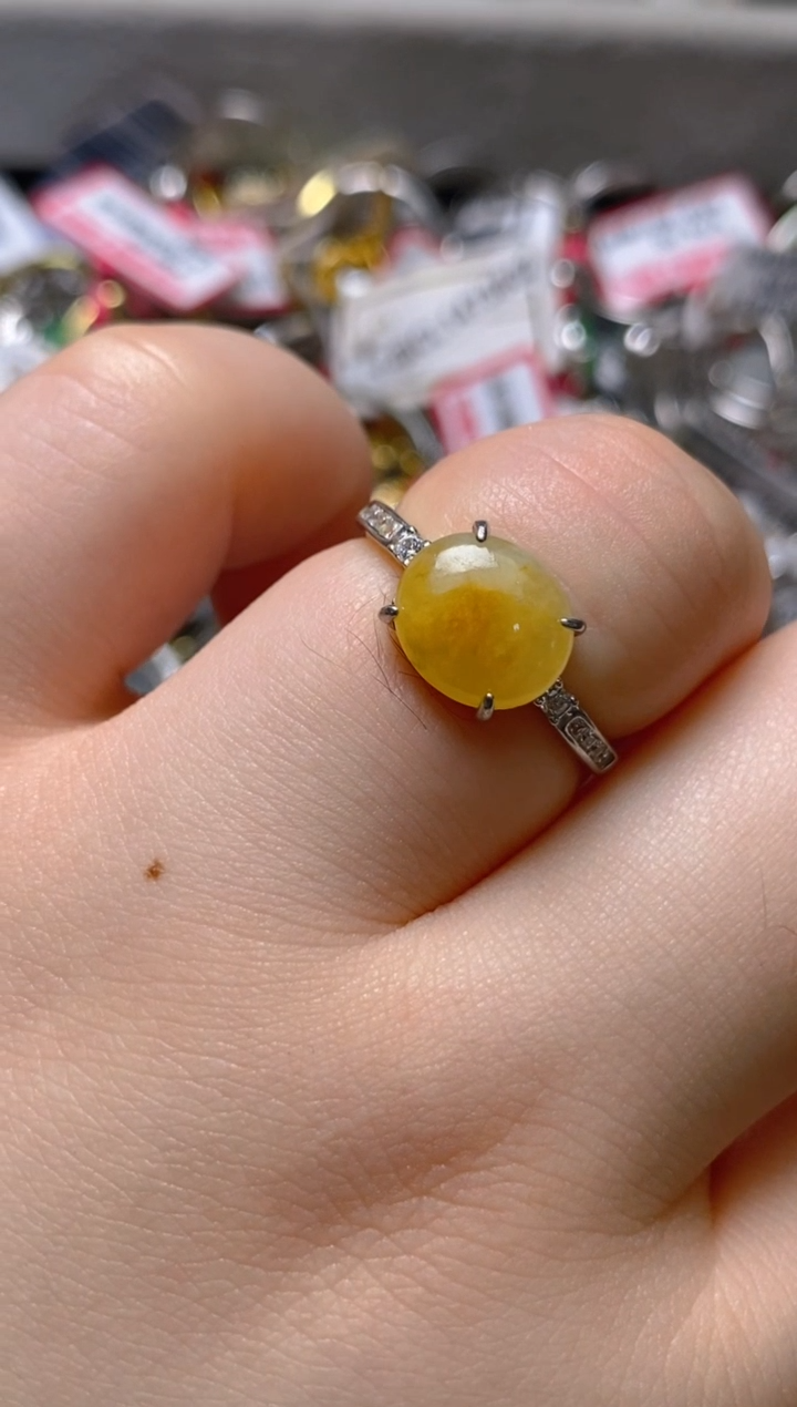 未镶嵌戒指翡翠百内无证书