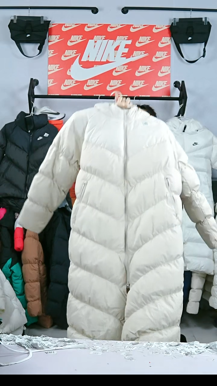 063闪购编码运动衣以直播间过款为准尺码