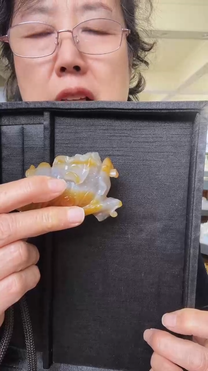 未镶嵌玛瑙/玉髓珠宝奇石顺**意1