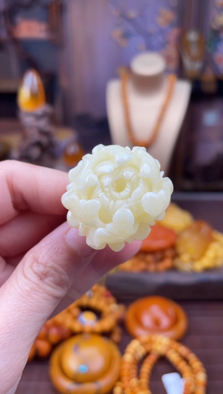 裸石琥珀未镶嵌多样性发货1，假一赔4