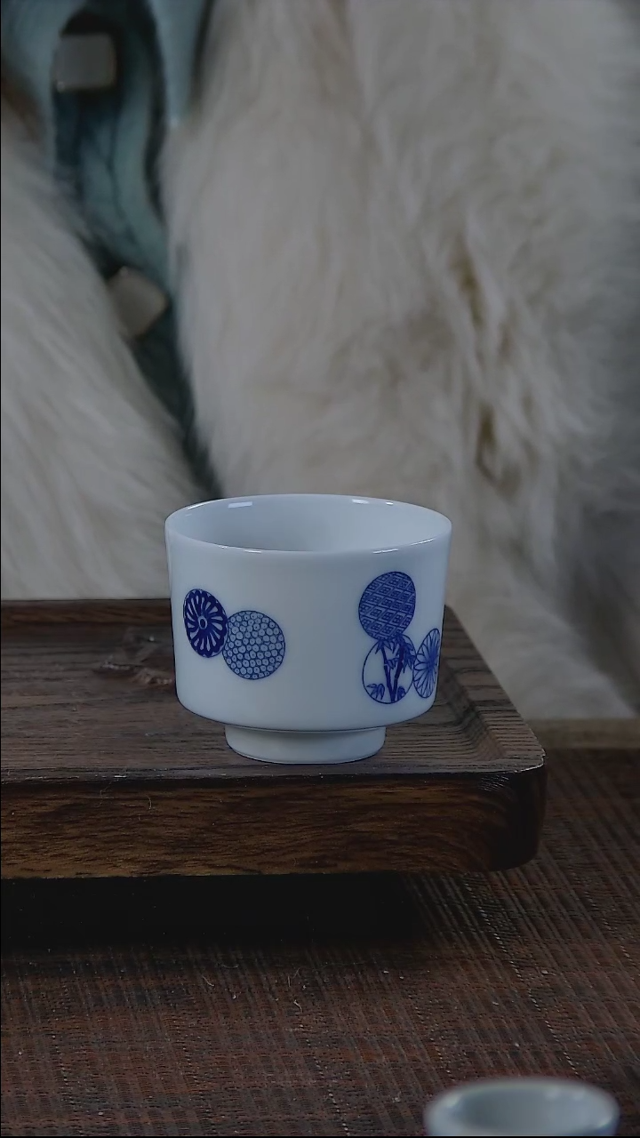 【闪购商品】折葵非器手工手绘皮球花直口杯