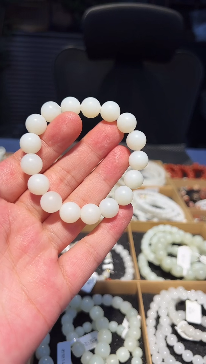 未镶嵌手串和田玉12+