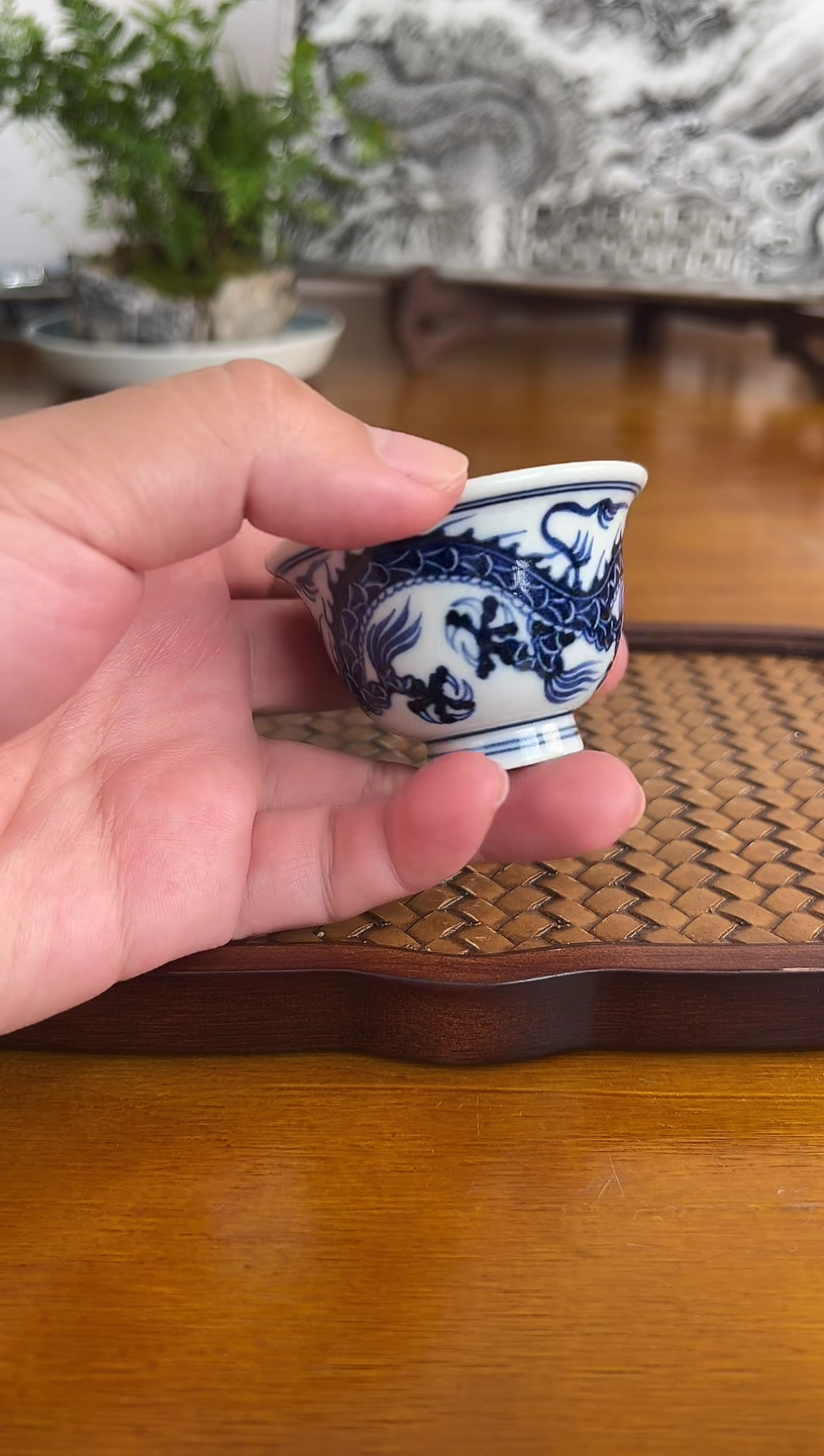 照夜白青花铠甲龙纹迷你压手