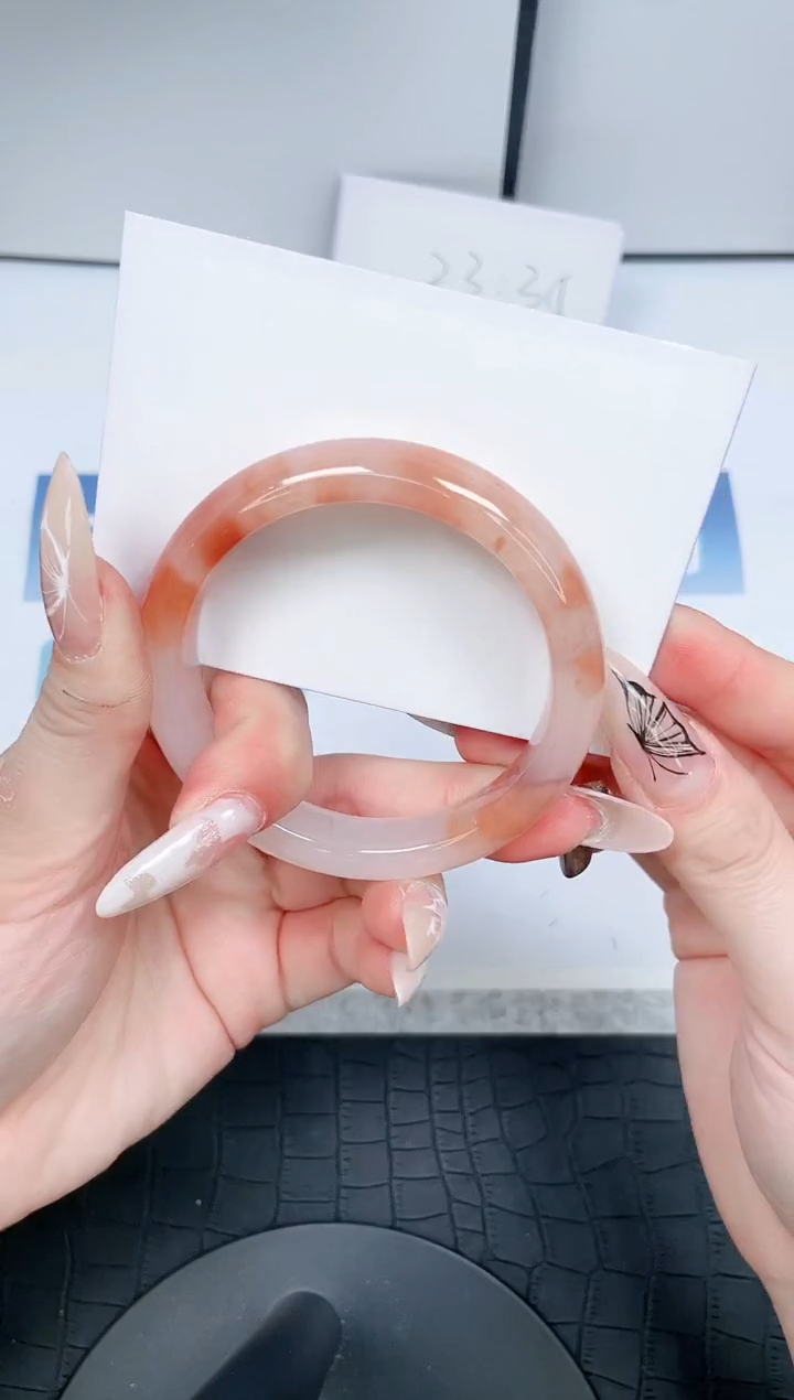 【闪购商品】石英质玉手镯未镶嵌246-56.1