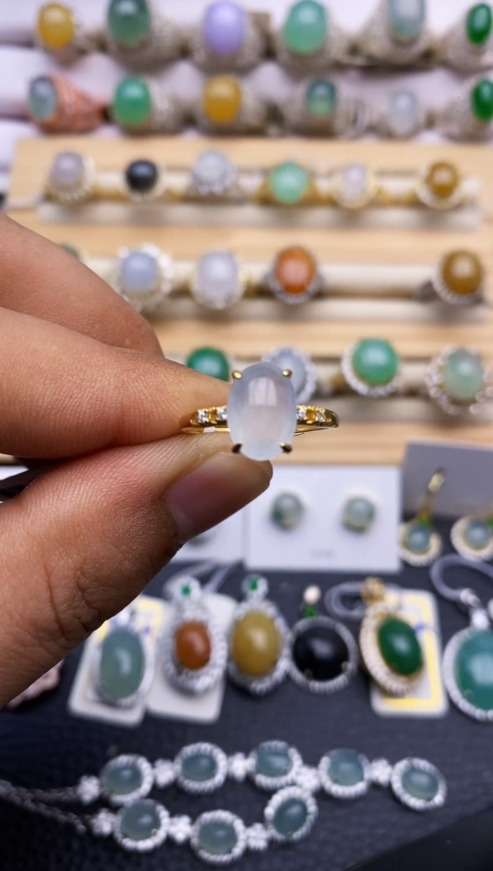 【闪购商品】翡翠戒指银S925镶嵌6630