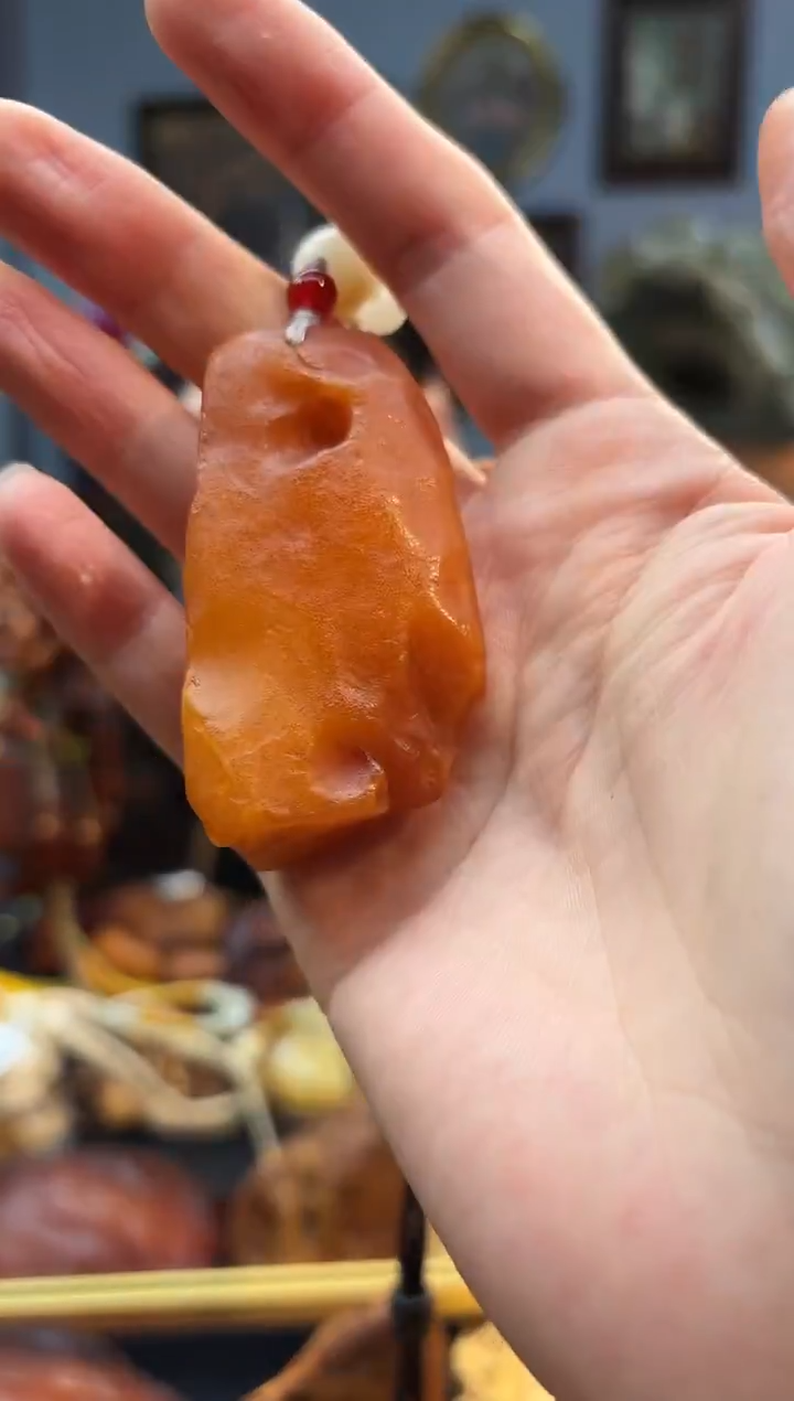 琥珀颈饰未镶嵌手把