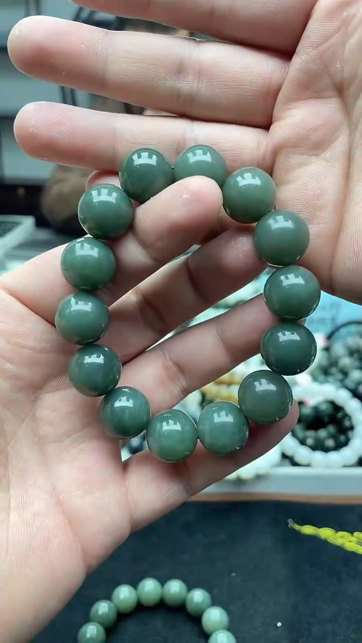 未镶嵌手串和田玉新疆且末蓝16有包容...介意勿拍