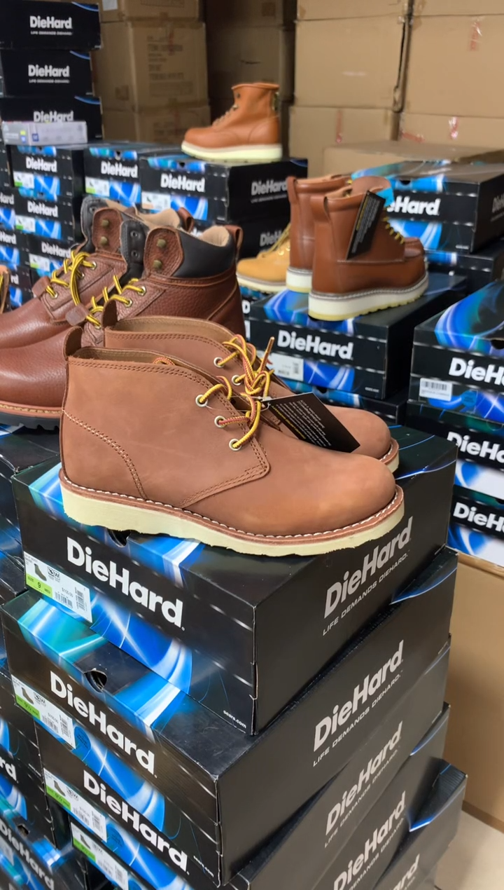 牛皮44码，84981，皮鞋码，工装靴，默认微瑕 