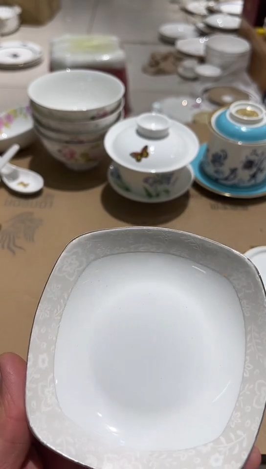 瓷小*小方碟子1个