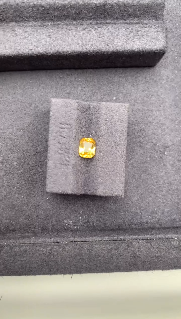 裸石彩色蓝宝石1ct黄蓝宝 定制 GE
