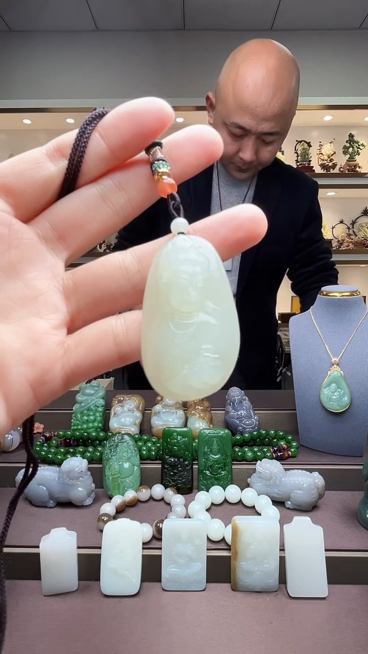 【闪购商品】和田玉颈饰未镶嵌1