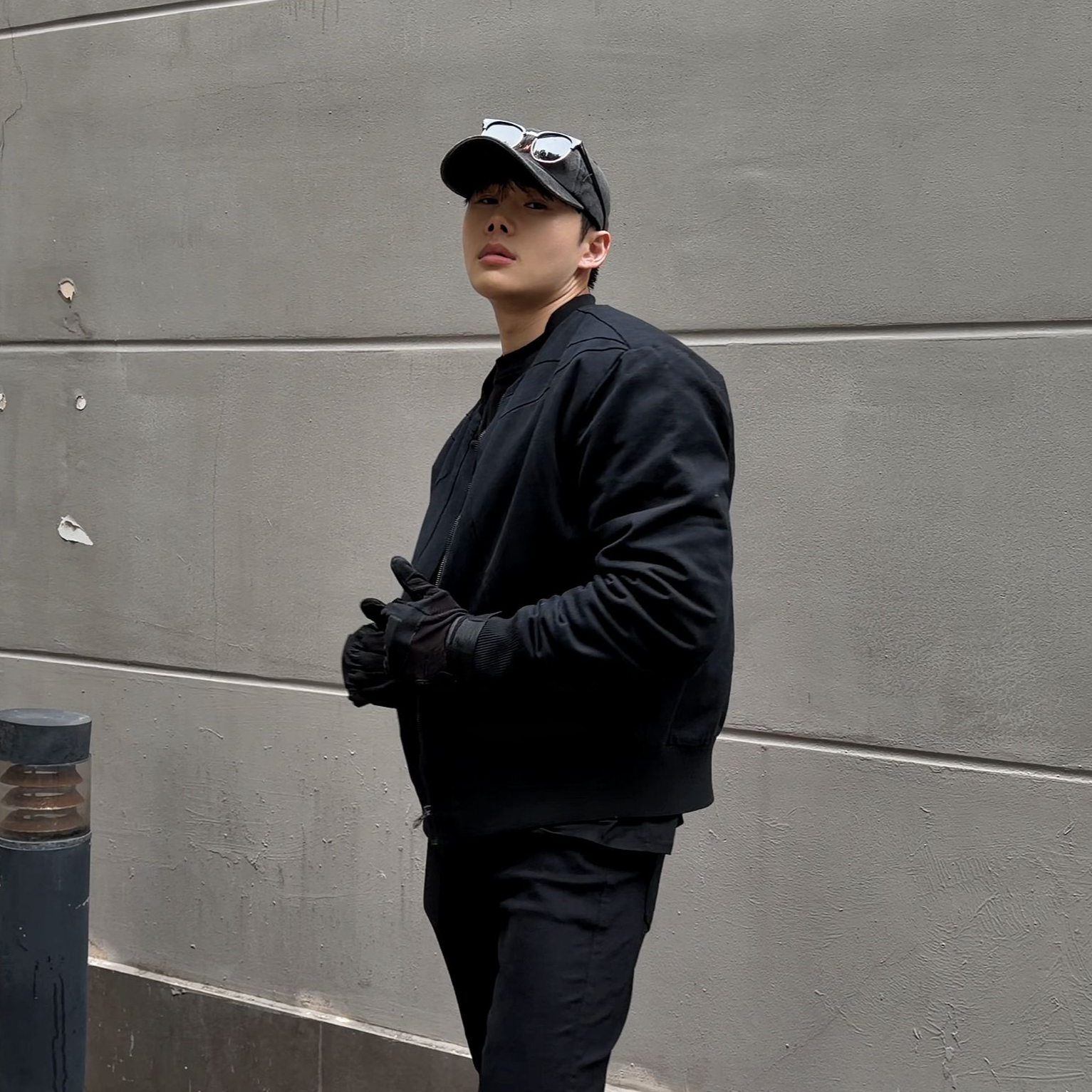 BEESTRONG 秋冬加厚加棉重磅硬挺解构裁剪倒三角设计硬汉痞帅外套