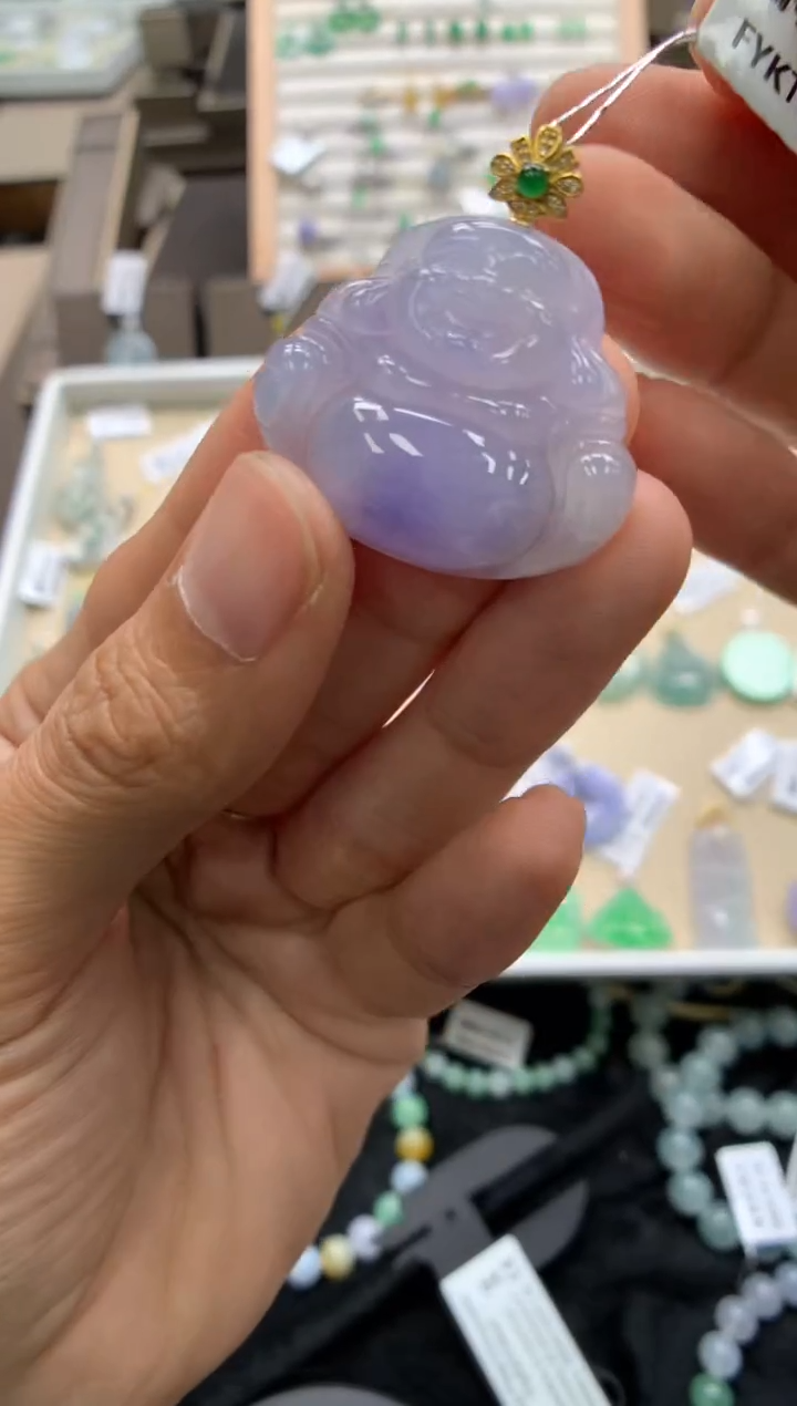 颈饰18K金镶嵌翡翠佛公