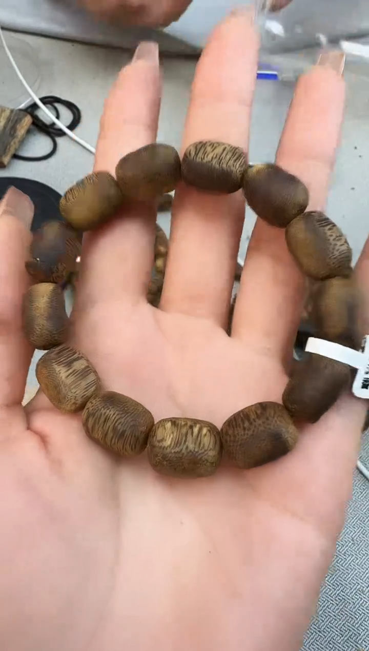 沉香手串苍**柏1211白奇留疤单圈多样性发一