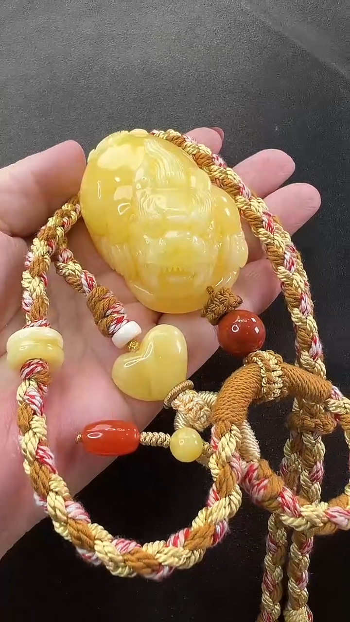 【闪购商品】琥珀颈饰未镶嵌吊坠