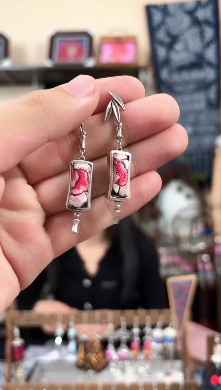 织绣民族风非遗老绣饰品462*