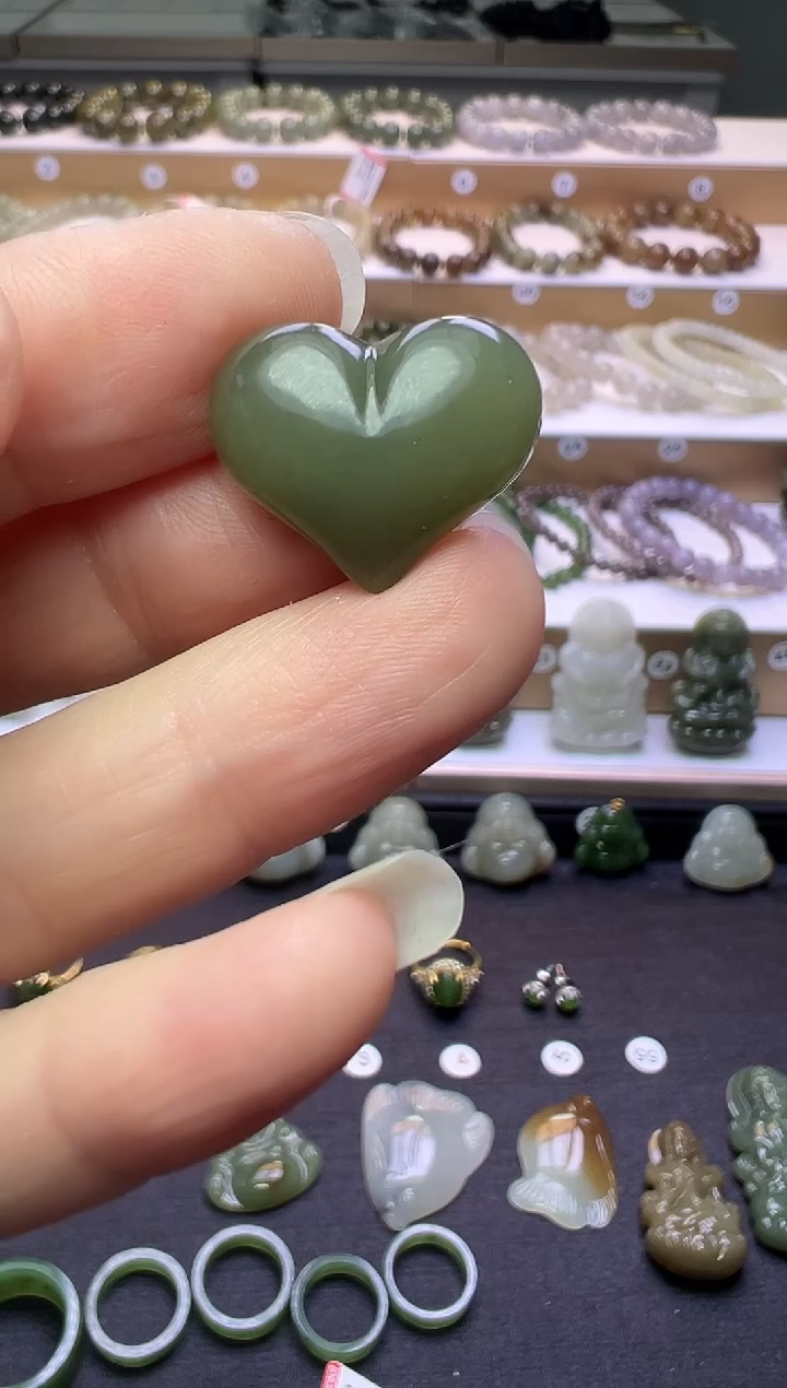 颈饰未镶嵌和田玉243号链接约卡16*20*9