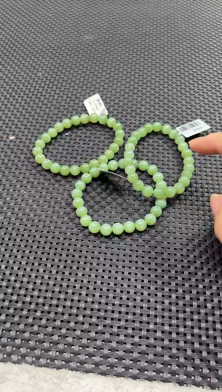 未镶嵌手串和田玉约8mm(多样性发一件) 1878