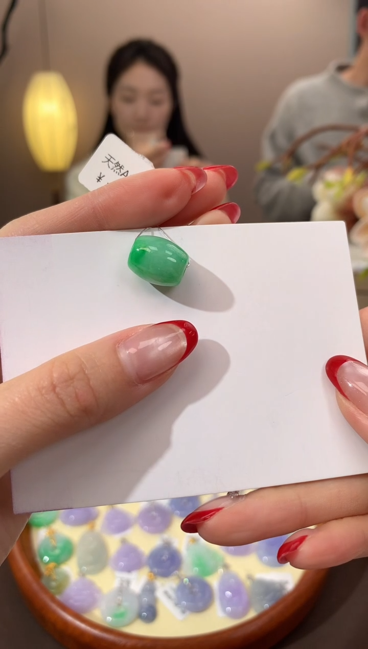 【闪购商品】翡翠颈饰未镶嵌天然缅甸a货翡翠