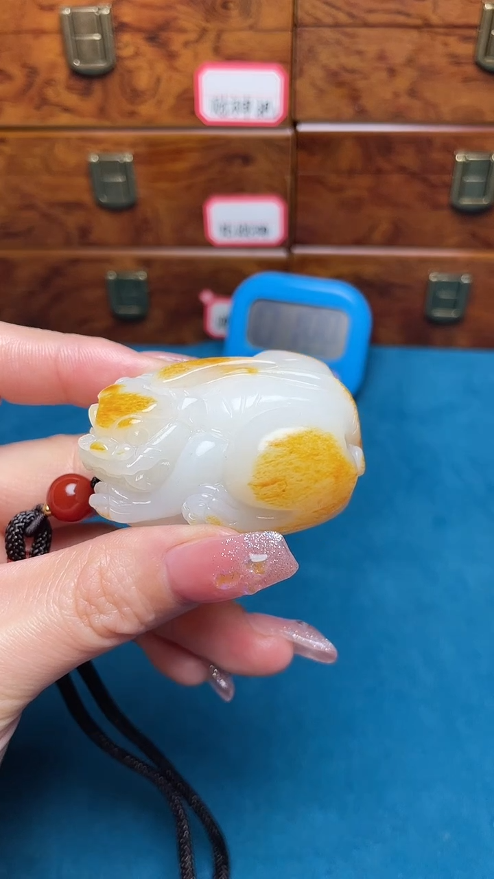 【闪购商品】和田玉把件未镶嵌和田玉