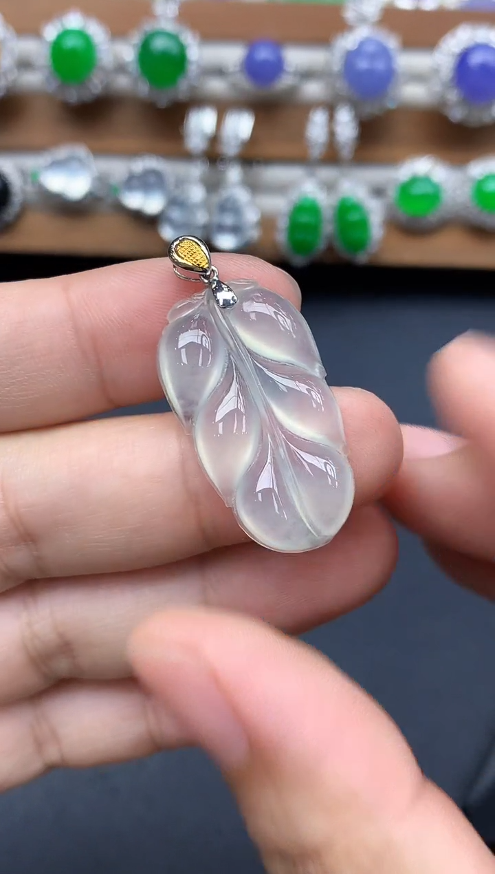 颈饰18K金镶嵌翡翠447-中国好珍宝