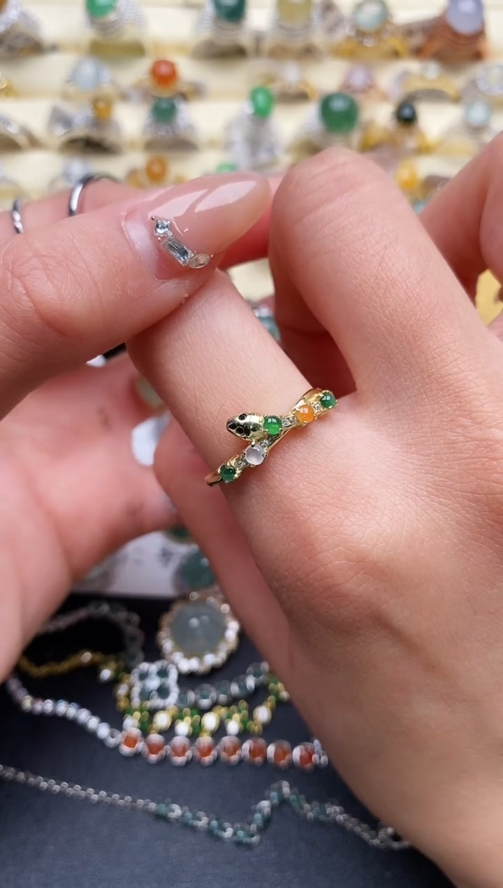 【闪购商品】翡翠戒指银S925镶嵌5555555+9