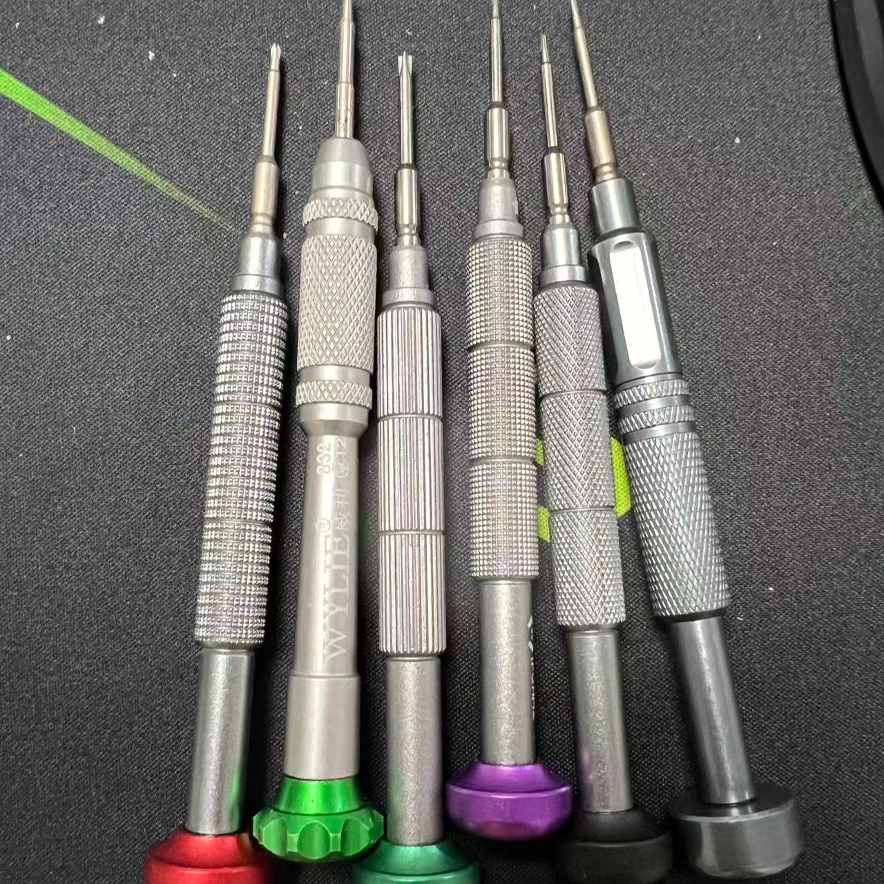 直播福利 螺丝刀 一把 型号随机发