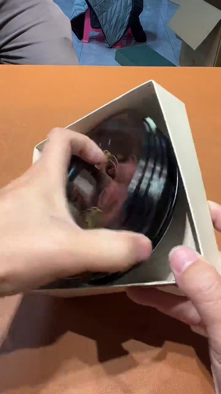 森*森阿达西日瓷摆件760