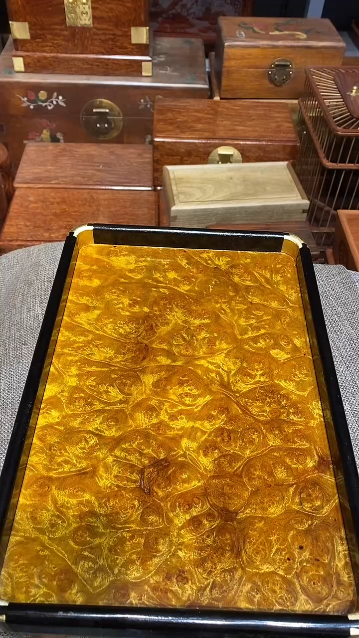 【闪购商品】香樟木木艺茶盘一个