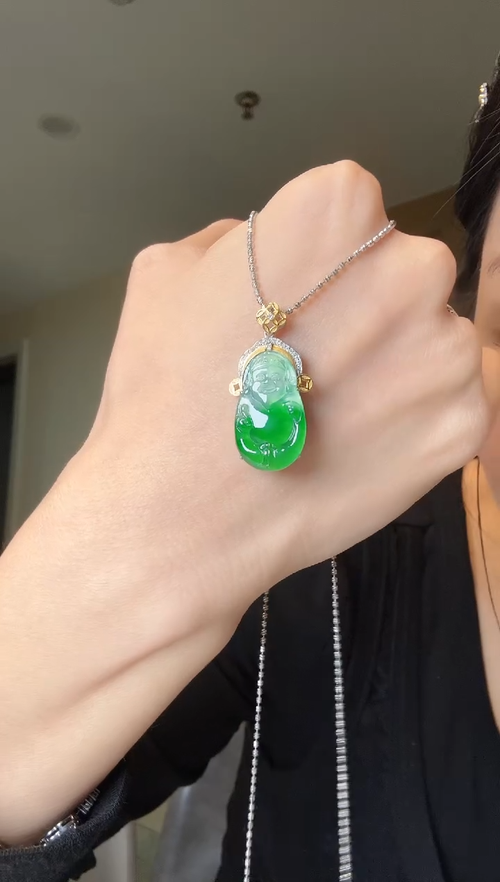【闪购商品】翡翠吊坠(不含链)18K金镶嵌天然翡翠吊坠
