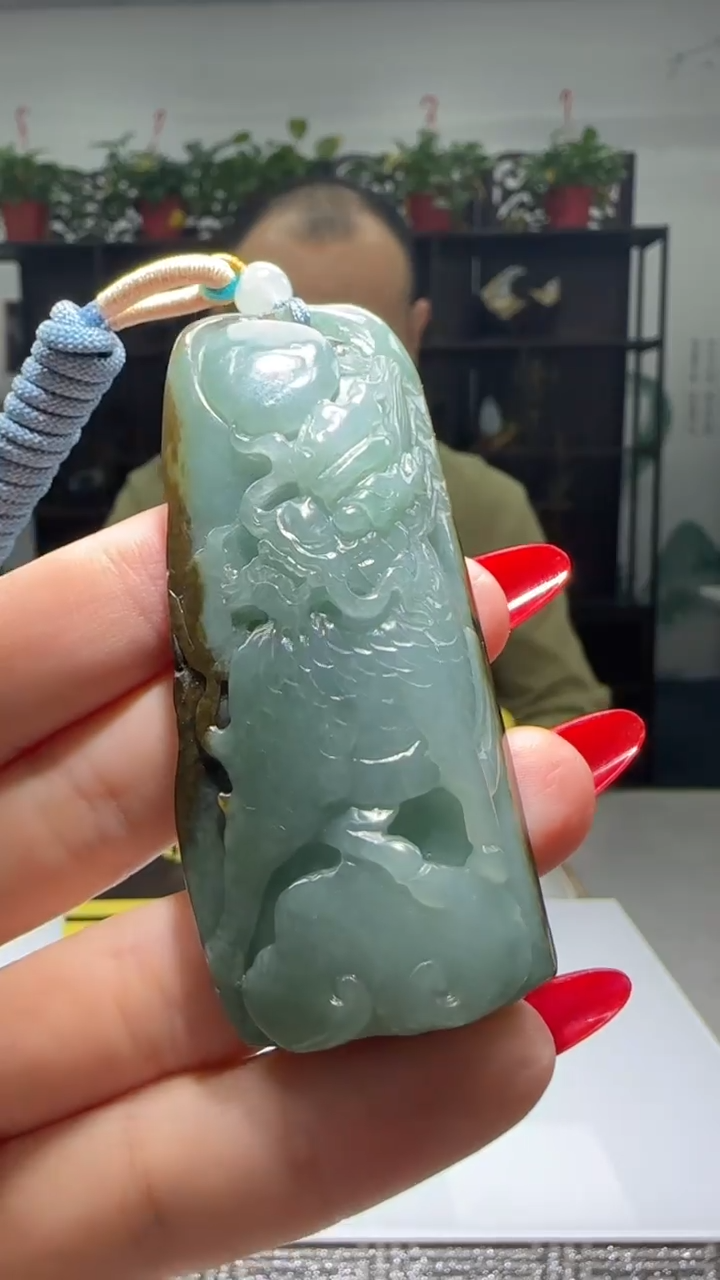 【闪购商品】翡翠颈饰未镶嵌天然翡翠A货吊坠