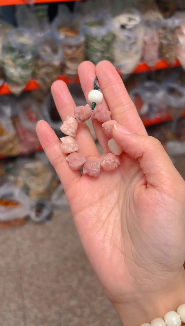 吊坠菩提根/象牙果粉色凤九挂件