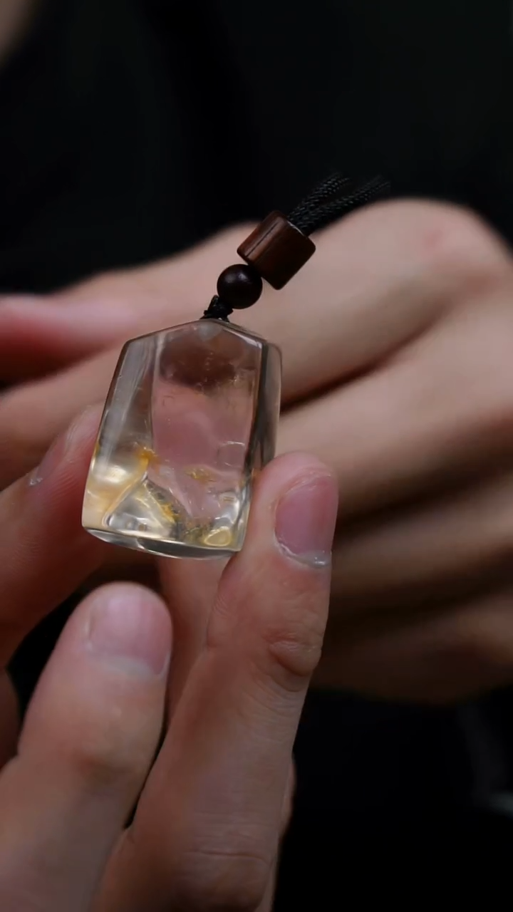 吊坠(赠链)未镶嵌水晶水晶