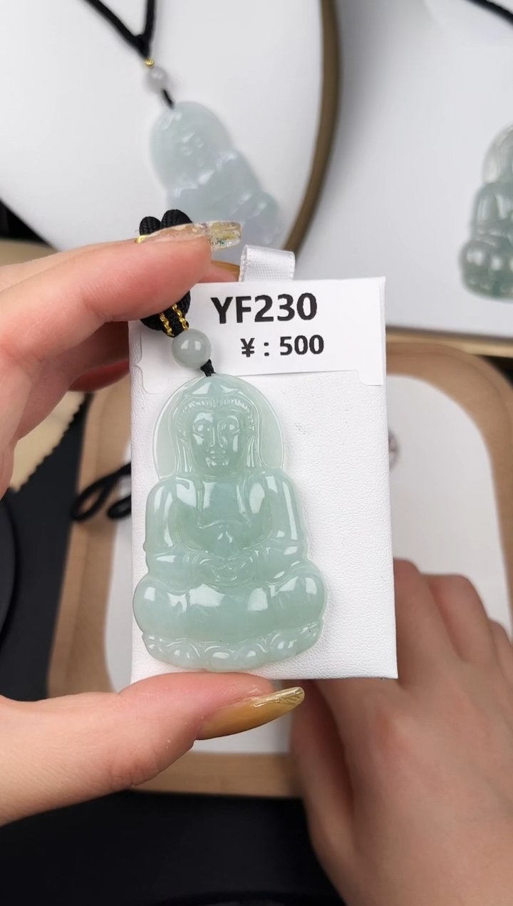 颈饰未镶嵌翡翠YF230冰绿大观音