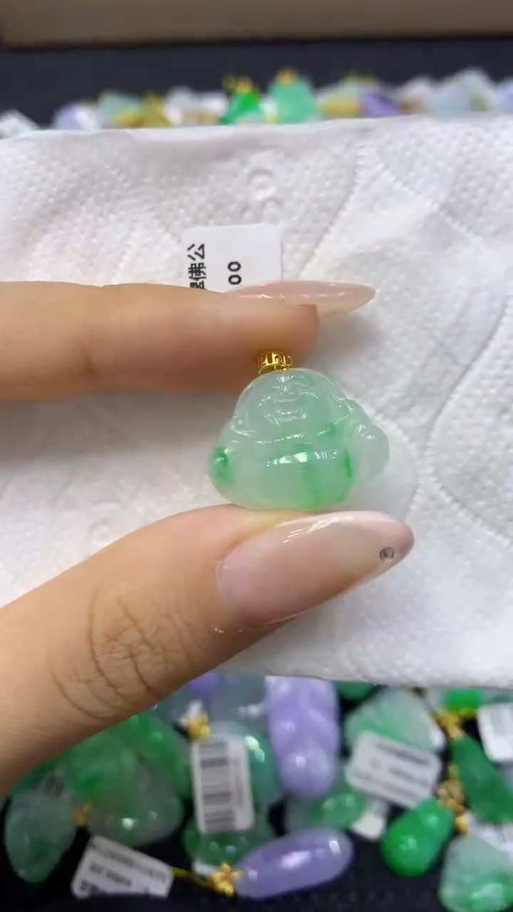 颈饰18K金镶嵌翡翠天然缅甸翡翠A货