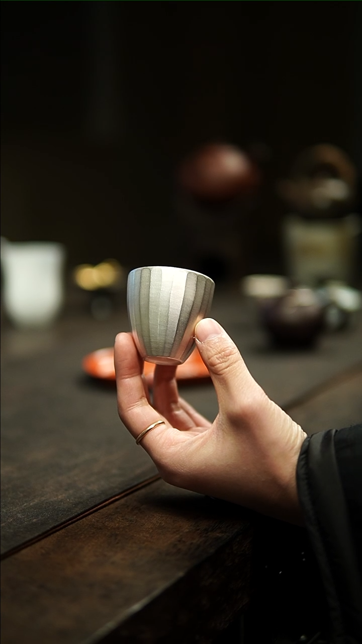 【闪购商品】一延银彩瓜棱闻香杯