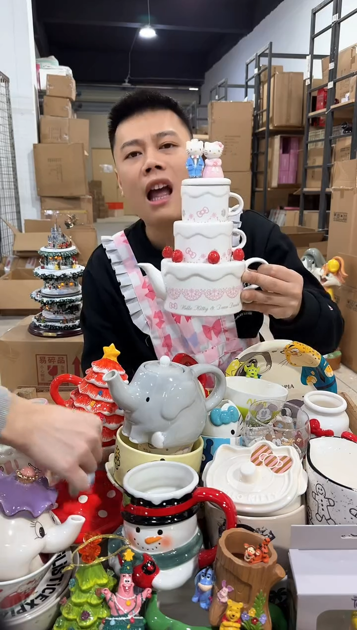 瓷片原盒kt猫结婚茶壶套组
