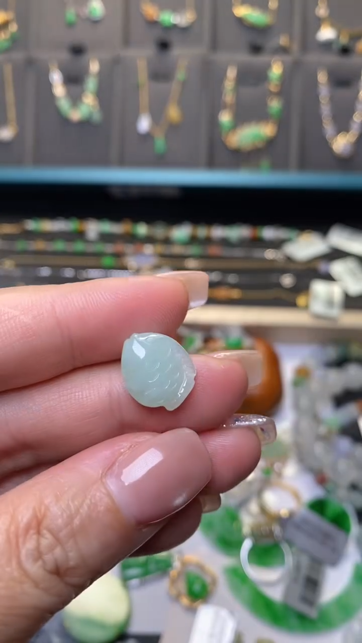 颈饰未镶嵌翡翠净货39288