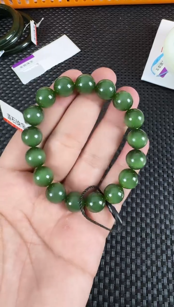 【闪购商品】和田玉（碧玉）手串未镶嵌约12MM绿猫