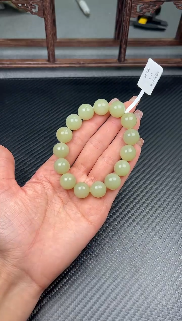 未镶嵌手串和田玉若羌微色差卡14m