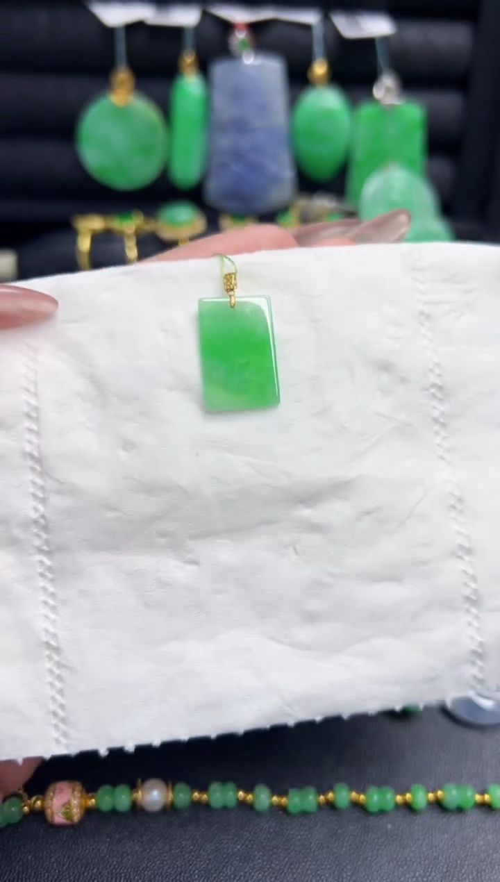 【闪购商品】翡翠颈饰18K金镶嵌Y缅料A货/支持复检/一件