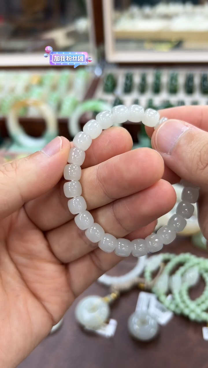颈饰未镶嵌和田玉野牛沟手串8mm