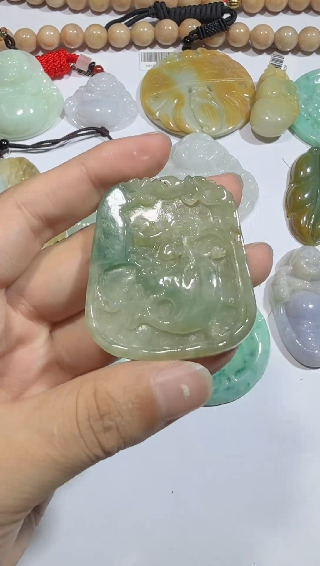 【闪购商品】翡翠颈饰未镶嵌00017538